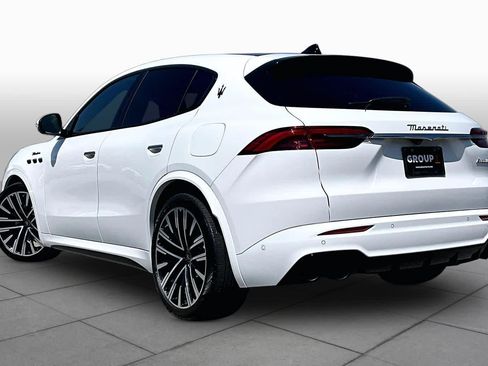 Used 2023 Maserati Grecale Modena AWD/4WD image 11