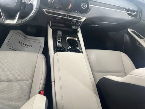 Used 2024 Lexus RX 350 Premium w/ Cold Area Package AWD/4WD image 23