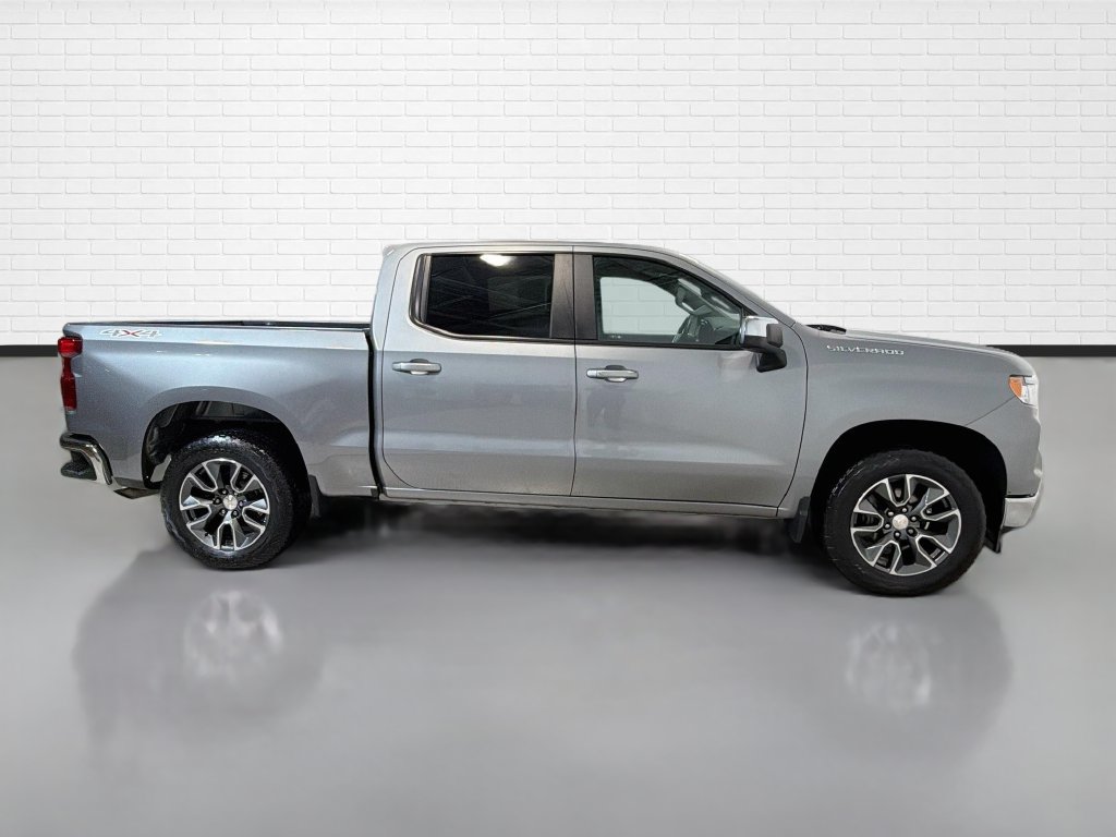 Used 2023 Chevrolet Silverado 1500 LT AWD/4WD image 10