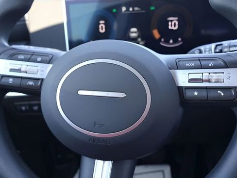 Used 2026 Hyundai Tucson SEL image 19