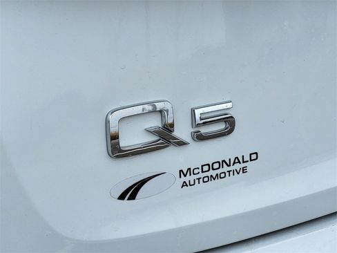 Certified 2025 Audi Q5 2.0T Premium image 15