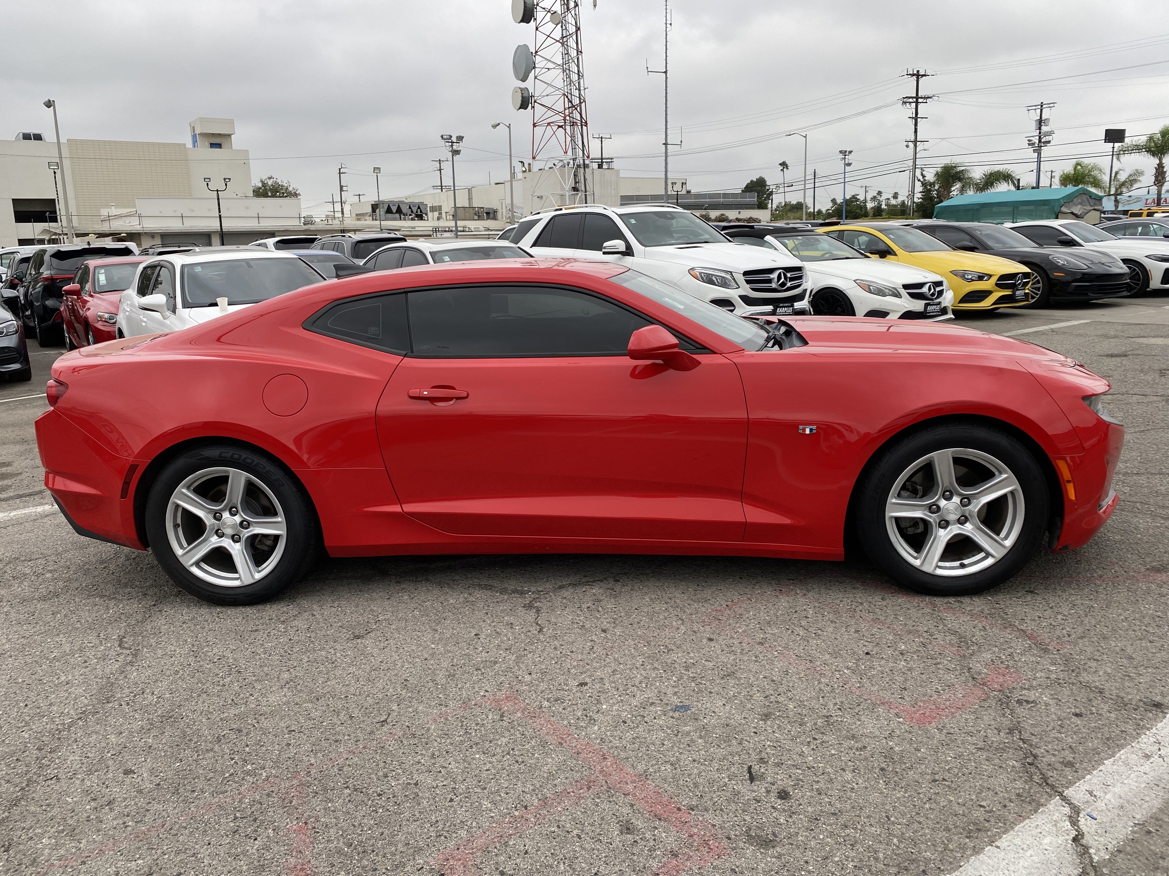 Used 2021 Chevrolet Camaro LT RWD image 8