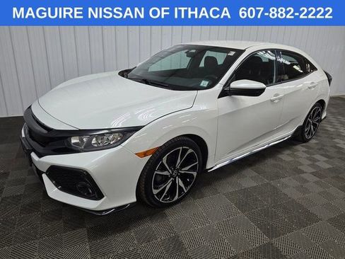 Used 2017 Honda Civic Sport image 8