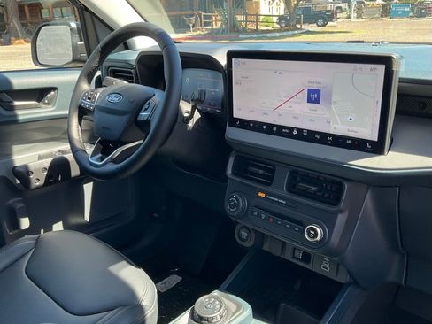 New 2025 Ford Maverick Lariat w/ Black Appearance Package image 57