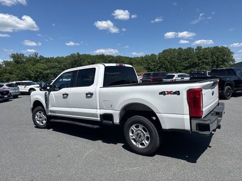 Used 2025 Ford F250 XLT AWD/4WD image 4
