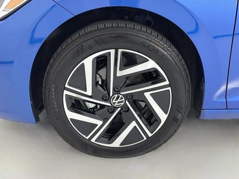 Used 2023 Volkswagen Jetta SEL FWD image 32
