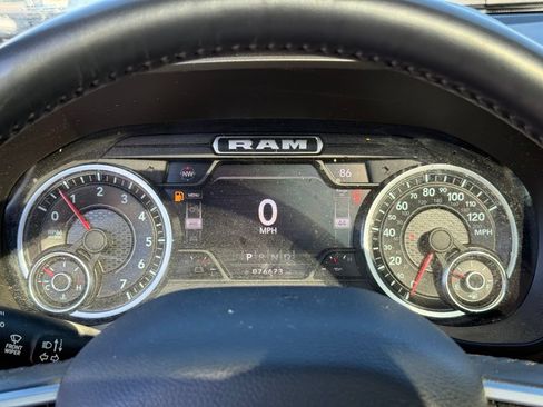 Used 2022 RAM 1500 Big Horn AWD/4WD image 18