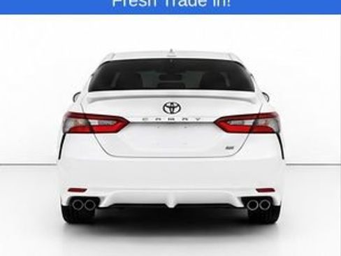 Used 2023 Toyota Camry SE FWD image 7