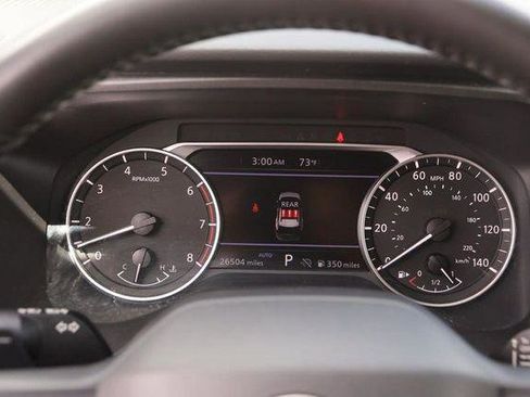 Used 2025 Nissan Rogue SV AWD/4WD image 14