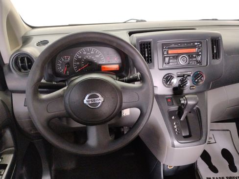 Used 2017 Nissan NV200 S image 50