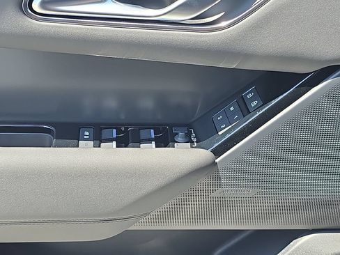New 2026 Land Rover Range Rover Velar S AWD/4WD image 29