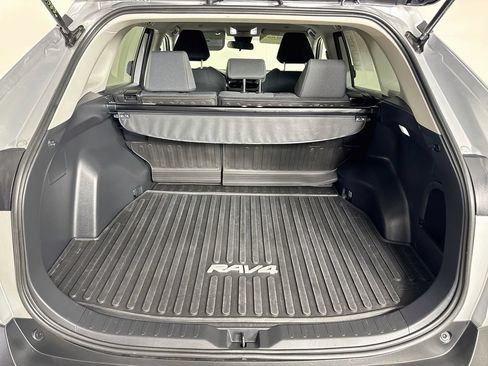 Certified 2024 Toyota RAV4 LE AWD/4WD image 23