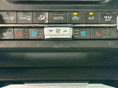 Certified 2026 Ford F250 Platinum w/ Tremor Off-Road Package AWD/4WD image 23
