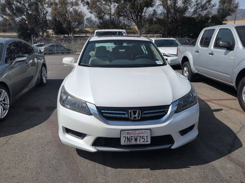 Used 2015 Honda Accord EX-L image 2