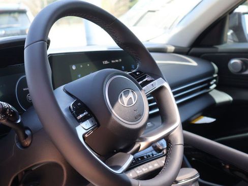 New 2026 Hyundai Elantra Limited image 26