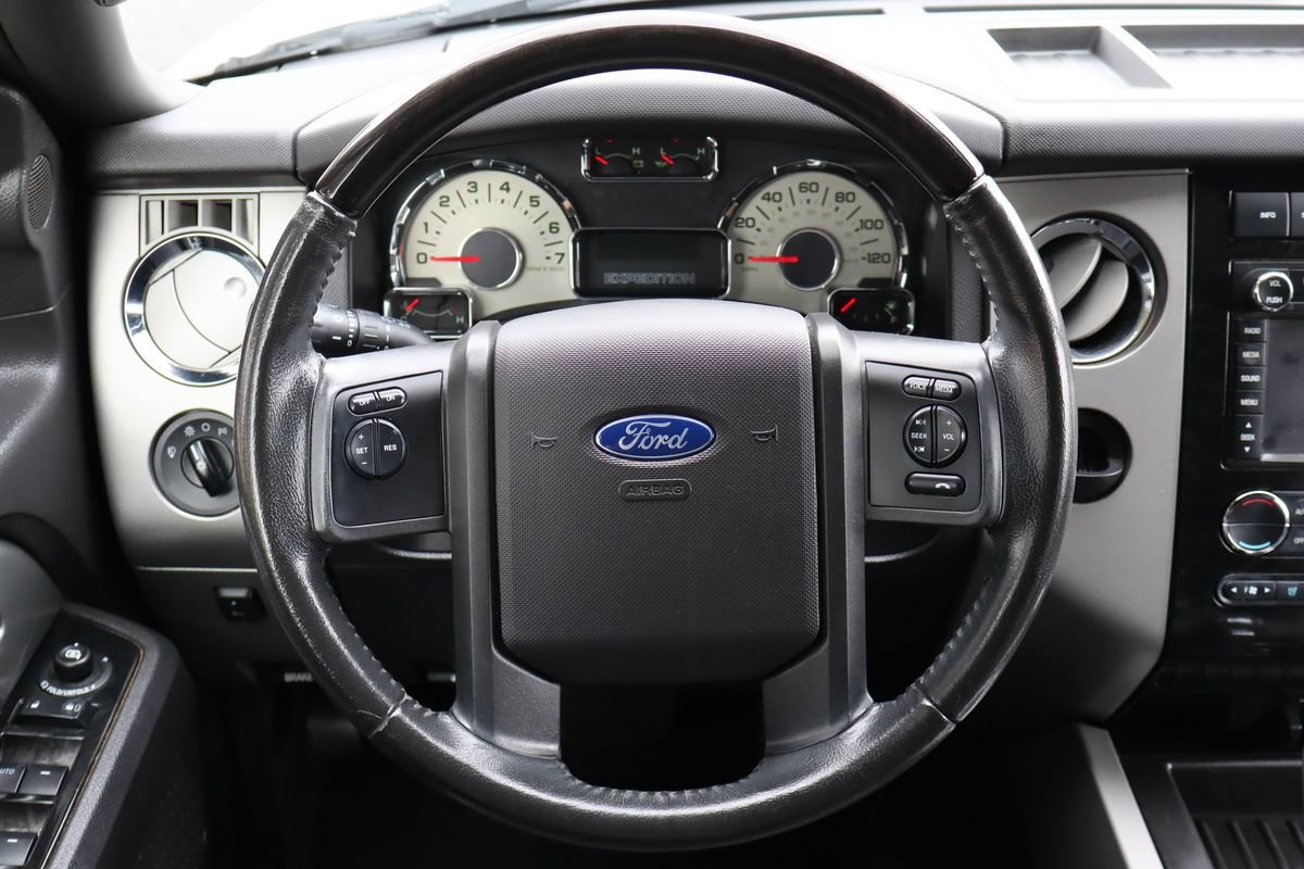 Used 2014 Ford Expedition Limited w/ Equipment Group 301A RWD image 30