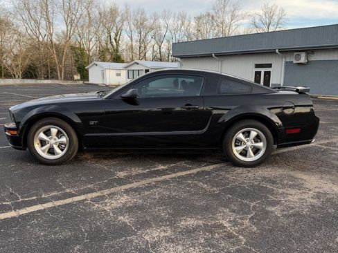 Used 2008 Ford Mustang GT image 4