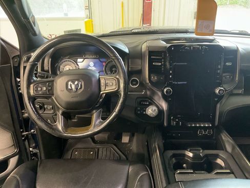 Used 2019 RAM 1500 Limited AWD/4WD image 3
