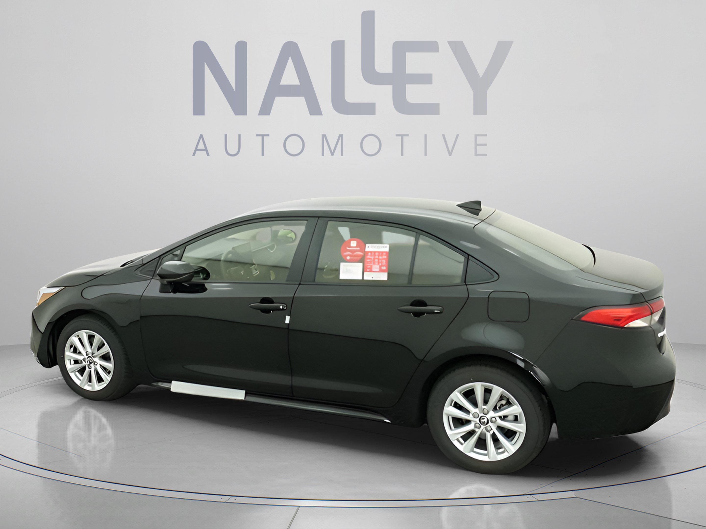 New 2027 Toyota Corolla LE w/ LE Premium Package FWD image 4