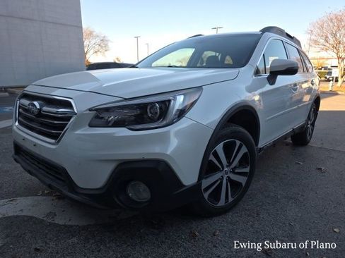 Used 2018 Subaru Outback 2.5i Limited image 4