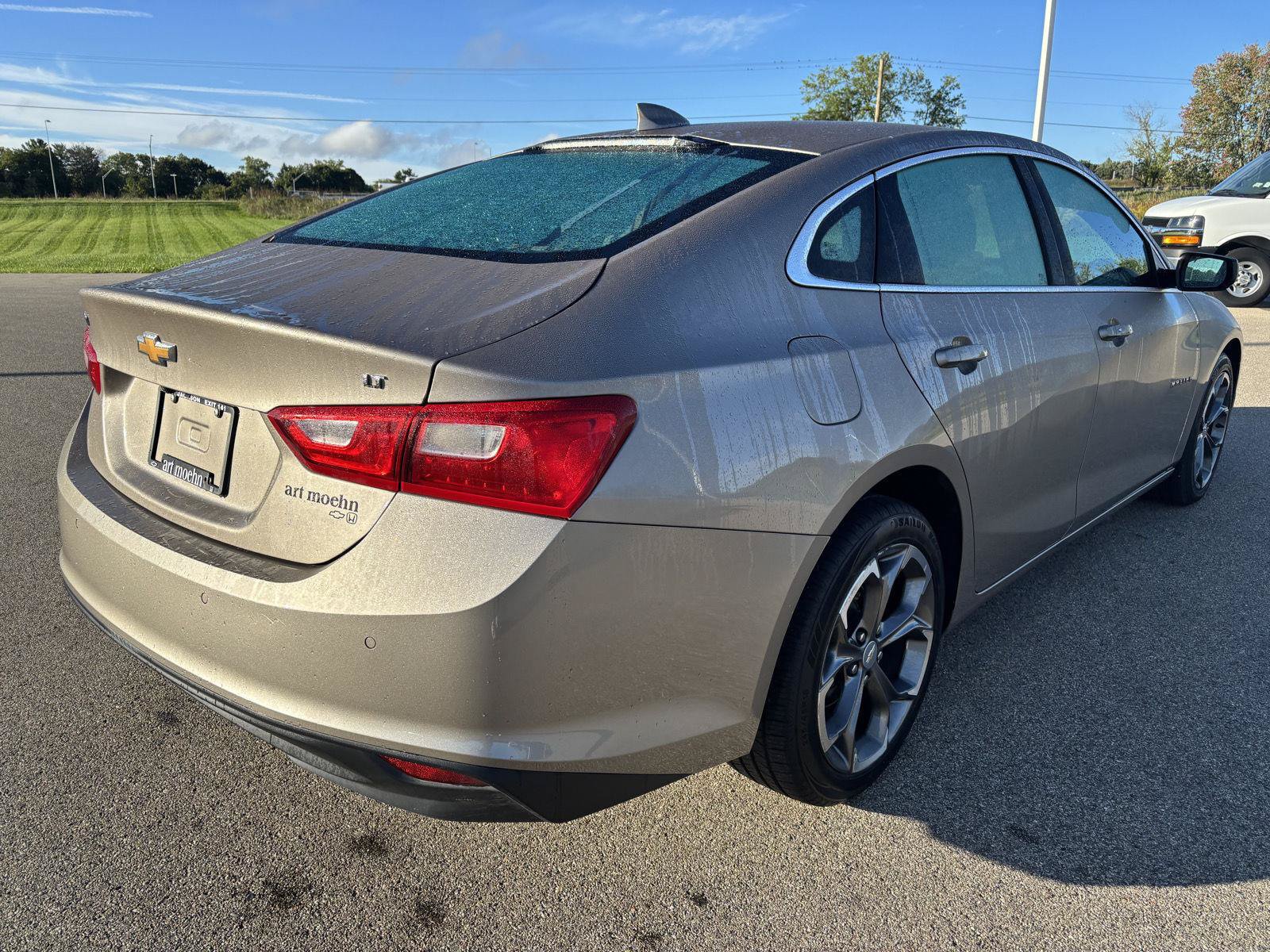 Used 2024 Chevrolet Malibu LT FWD image 3