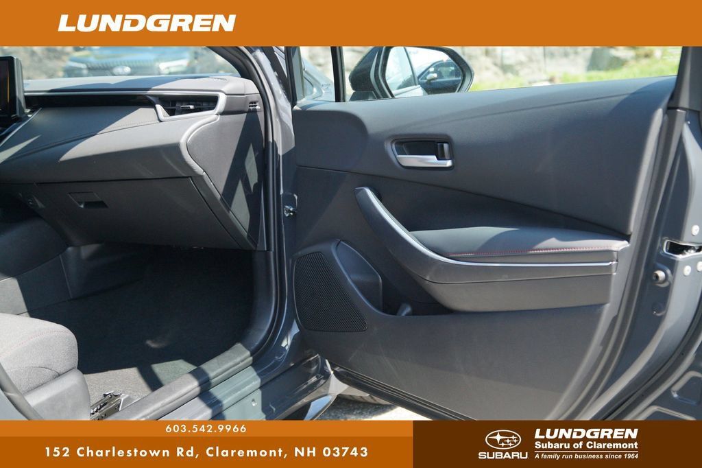 Used 2023 Toyota Corolla SE FWD image 8
