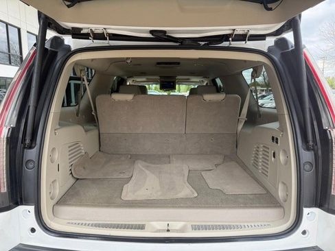 Used 2016 Cadillac Escalade ESV Premium AWD/4WD image 15