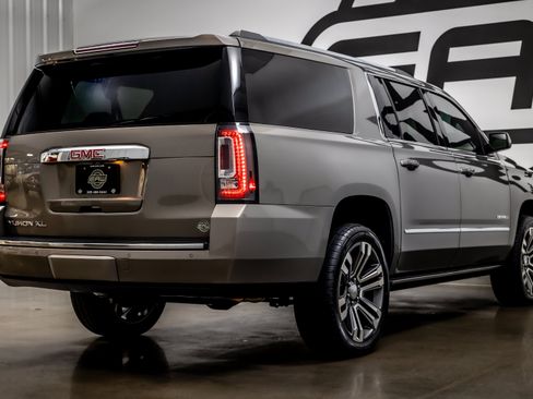 Used 2019 GMC Yukon XL Denali w/ Denali Ultimate Package RWD image 33