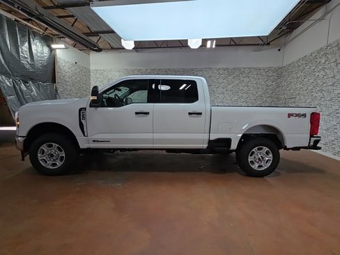 New 2026 Ford F250 XLT image 4