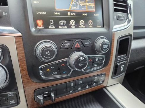 Used 2015 RAM 1500 Laramie w/ Convenience Group AWD/4WD image 25