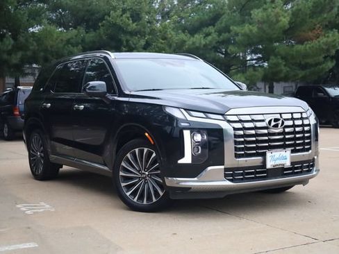 Used 2024 Hyundai Palisade Calligraphy AWD/4WD image 3