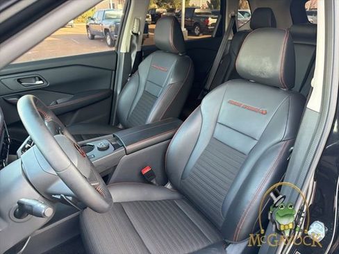 Used 2025 Nissan Rogue SV w/ Rock Creek Premium Package image 7