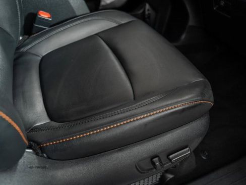 Certified 2022 Toyota Sienna XSE image 36