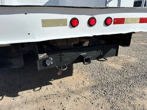 Used 1999 Ford F450 2WD Regular Cab Super Duty image 7