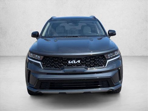 Used 2023 Kia Sorento S w/ Panoramic Sunroof Package FWD image 2