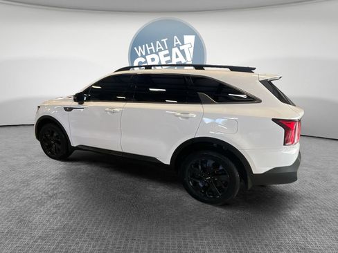 Certified 2022 Kia Sorento S AWD/4WD image 6