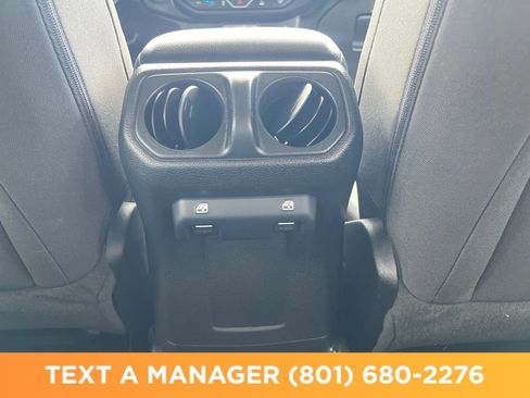 Used 2023 Jeep Wrangler Unlimited AWD/4WD image 29