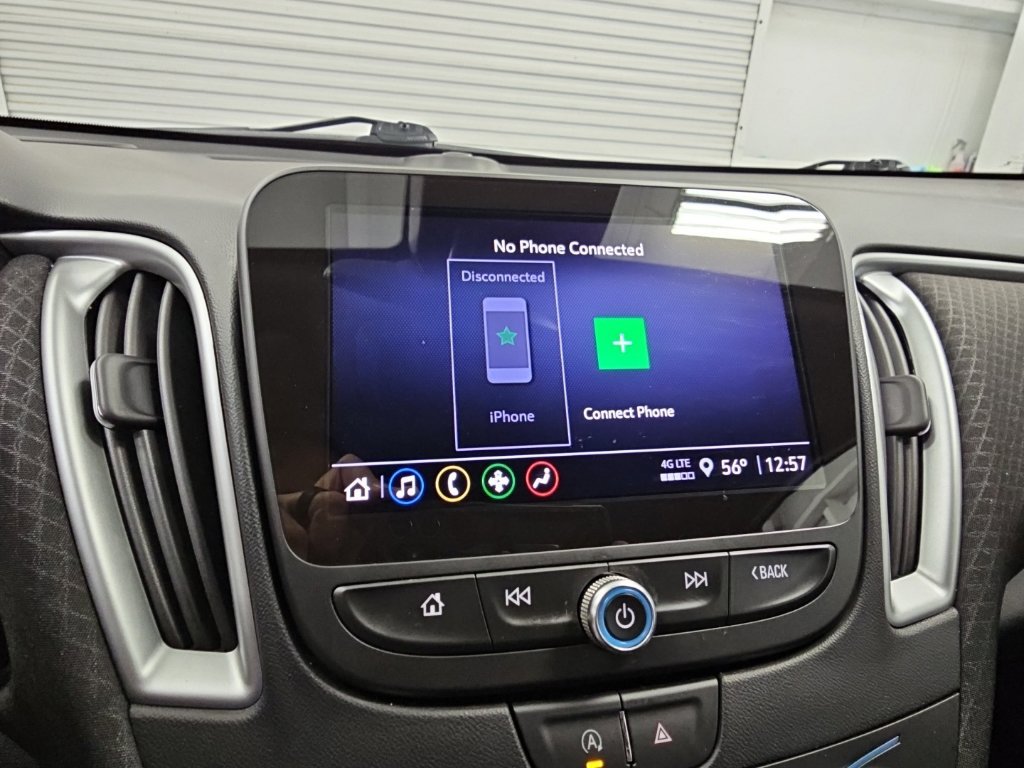 Used 2024 Chevrolet Malibu LT FWD image 16