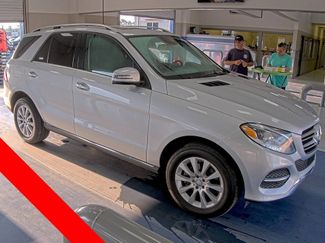 Used 2016 Mercedes-Benz GLE 300d 4MATIC image 1