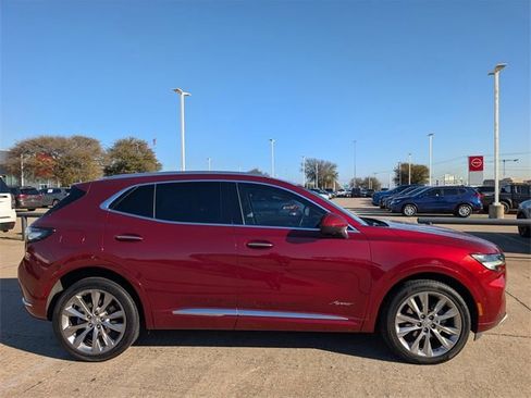 Used 2022 Buick Envision Avenir w/ Technology Package II image 3