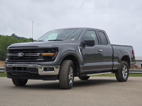 Used 2024 Ford F150 XLT w/ FX4 Off-Road Package AWD/4WD image 15