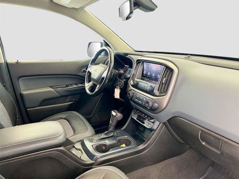 Used 2019 Chevrolet Colorado Z71 AWD/4WD image 27