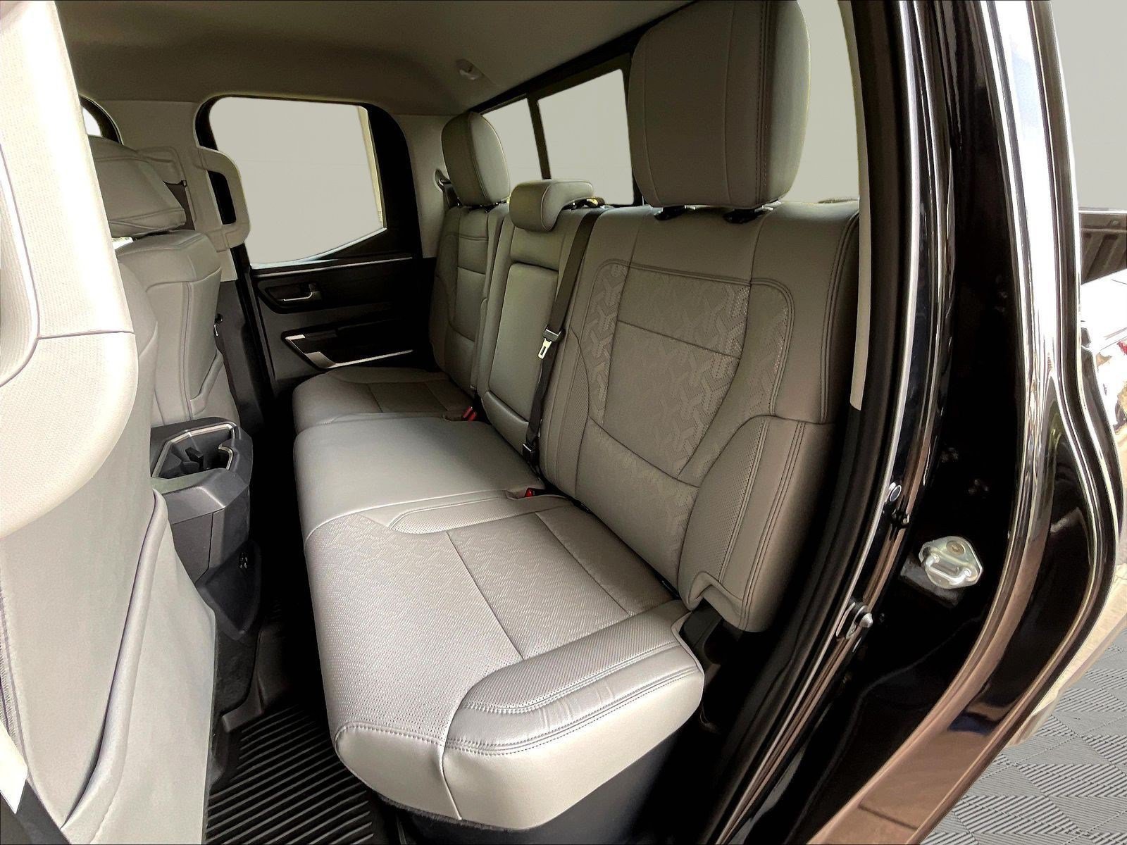 Used 2024 Toyota Tundra SR5 w/ SR5 Premium Package AWD/4WD image 23