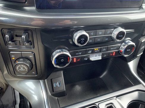 Used 2023 Ford F150 XLT w/ Equipment Group 302A High image 21