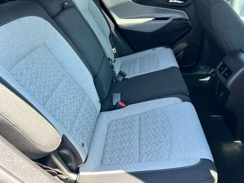 Used 2024 Chevrolet Equinox LS w/ LS Convenience Package FWD image 13