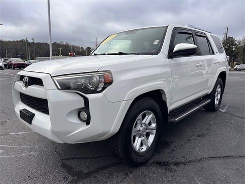 Used 2014 Toyota 4Runner SR5 image 7