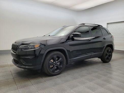 Used 2021 Jeep Cherokee Latitude image 2