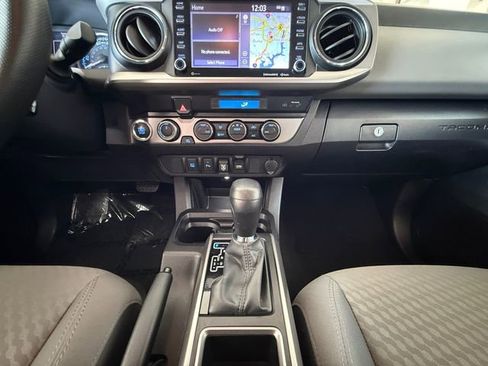 Used 2023 Toyota Tacoma SR5 AWD/4WD image 15