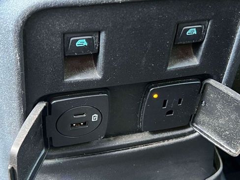 Used 2022 Ford Bronco Wildtrak AWD/4WD image 15