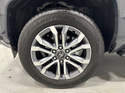 Used 2026 Toyota 4Runner Limited AWD/4WD image 62